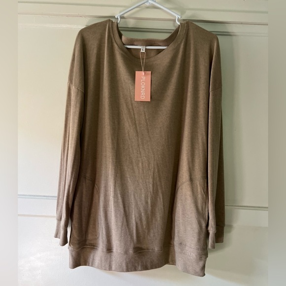 Women’s cotton long sleeve top - Picture 2 of 4